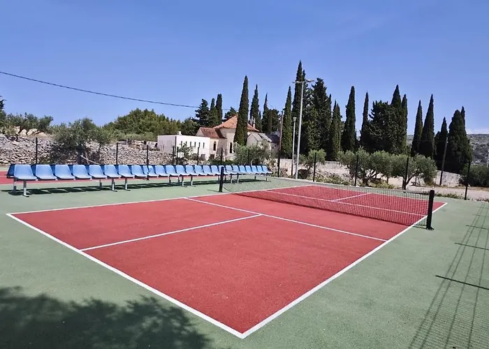Bravura Villa Milna (Brac)