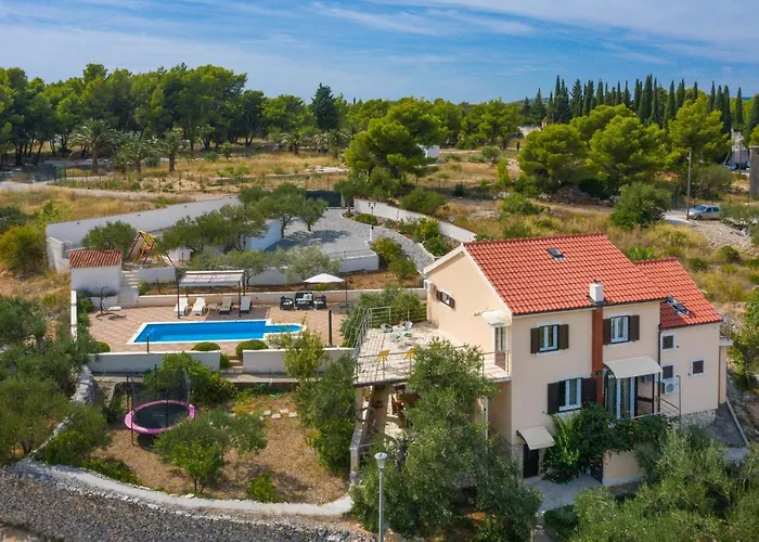 Bravura Villa *