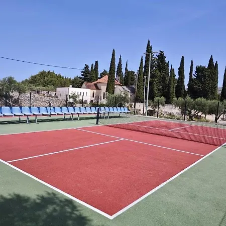 Bravura Villa Milna (Brac)