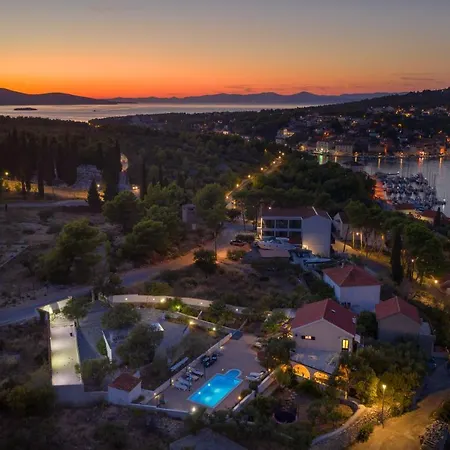 Bravura Villa Milna (Brac)